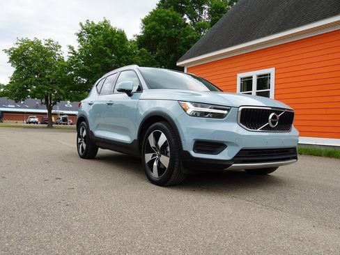 Used 2019 Volvo XC40 T5 Momentum AWD/4WD image 12