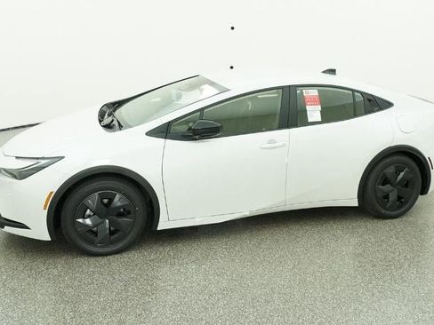 New 2026 Toyota Prius Plug-In Hybrid image 2