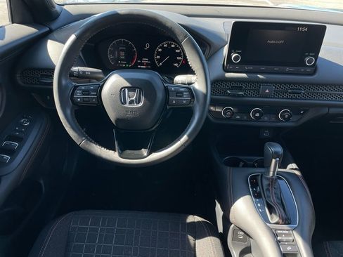 Certified 2025 Honda HR-V Sport image 11