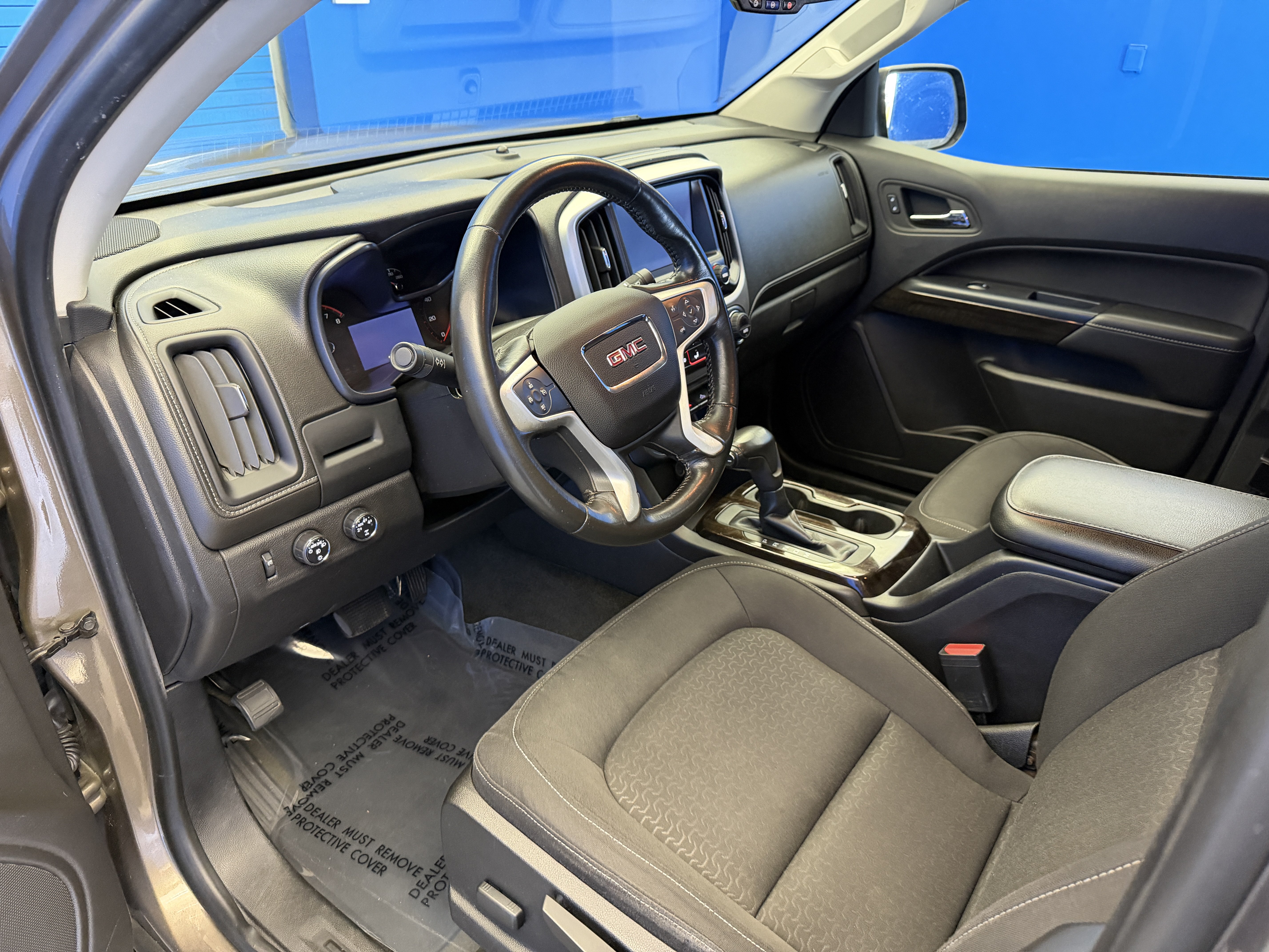 Used 2015 GMC Canyon SLE w/ SLE Convenience Package AWD/4WD image 12