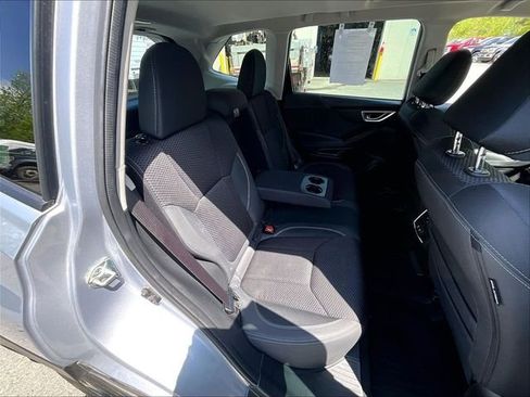 Used 2023 Subaru Forester Premium AWD/4WD image 23