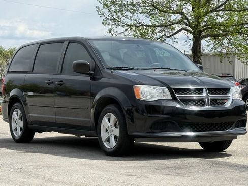 Used 2016 Dodge Grand Caravan SE w/ Quick Order Package 29E SE FWD image 8