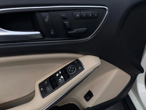 Used 2015 Mercedes-Benz GLA 250 4MATIC image 37