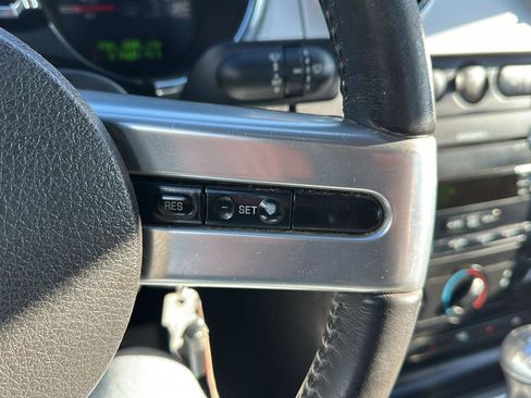 Used 2009 Ford Mustang GT Premium image 20