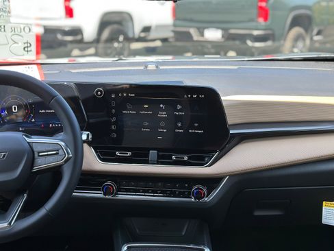 New 2026 Chevrolet Equinox ACTIV w/ Convenience Package III image 13