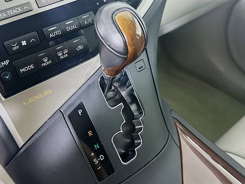 Used 2012 Lexus RX 350 2WD w/ Premium Pkg image 23