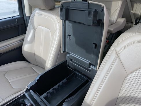 Used 2024 Ford Expedition Max Limited image 44