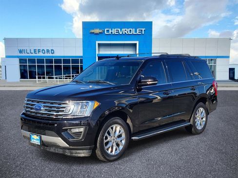 Used 2021 Ford Expedition XLT image 1