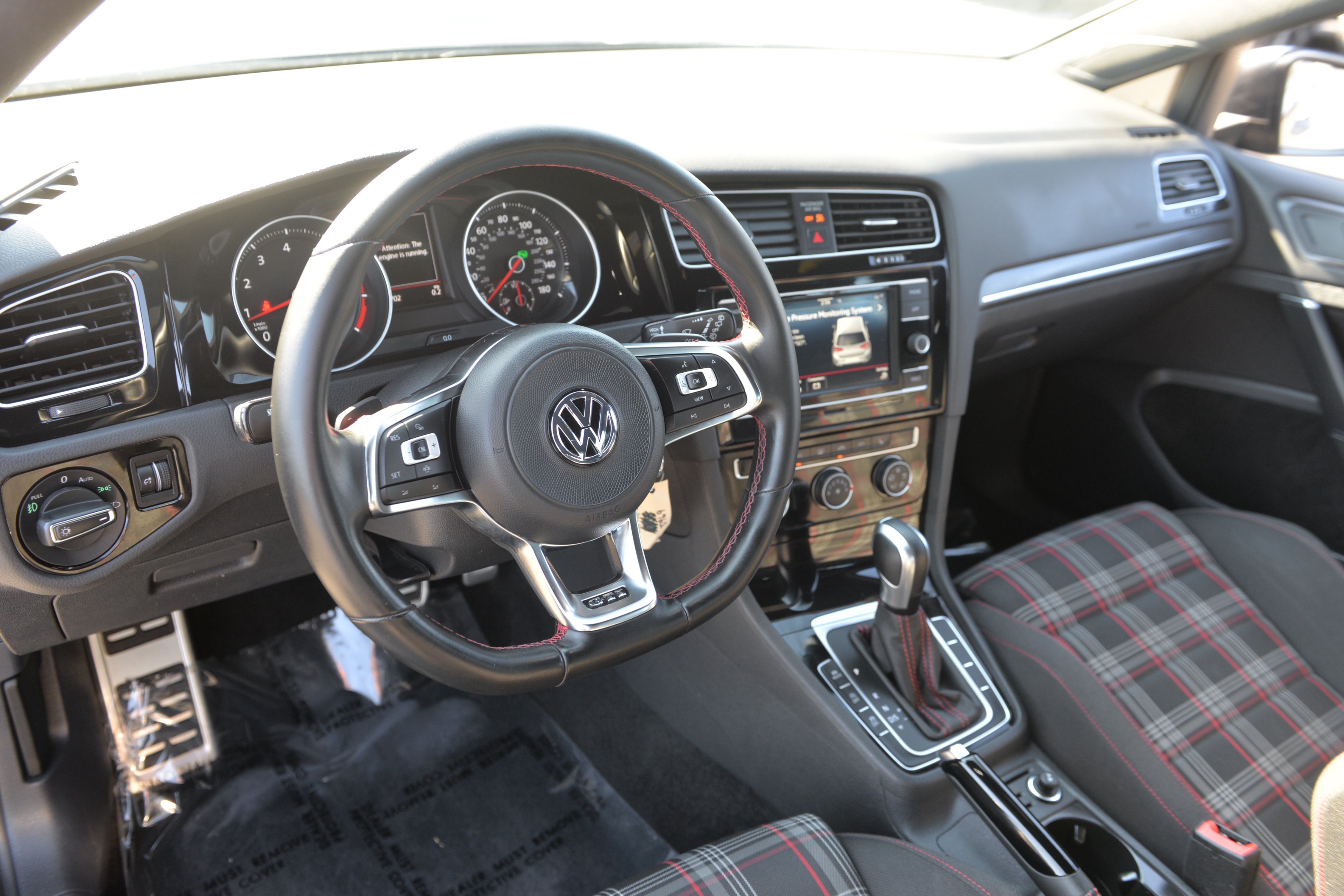 Used 2020 Volkswagen GTI S FWD image 24