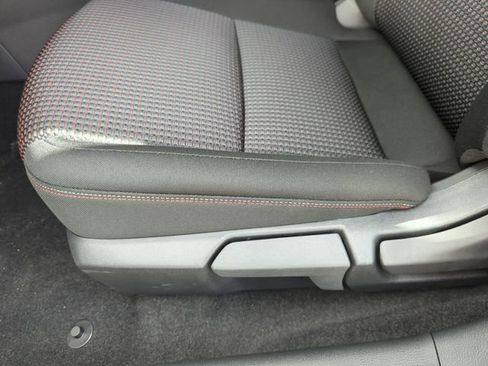 New 2026 Nissan Sentra SR w/ Floor Mat Package FWD image 33