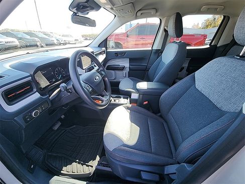 Used 2024 Ford Maverick XLT image 16