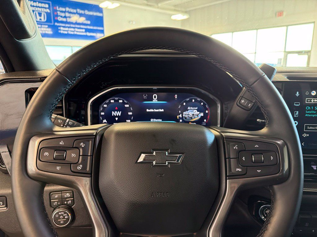 Used 2026 Chevrolet Silverado 2500 ZR2 AWD/4WD image 19
