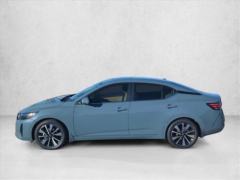 New 2025 Nissan Sentra SV w/ SV Premium Package FWD image 4