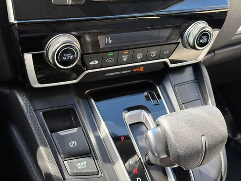 Used 2017 Honda CR-V LX image 26