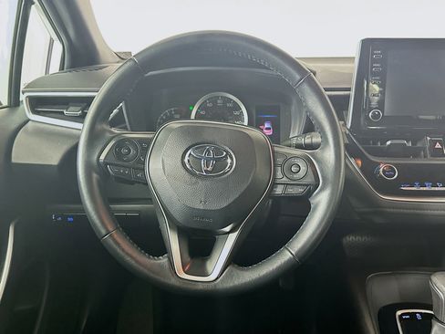 Used 2020 Toyota Corolla SE image 17