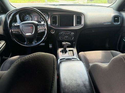 Used 2019 Dodge Charger Scat Pack RWD image 18