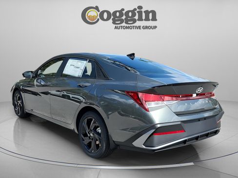 New 2026 Hyundai Elantra Sport image 4