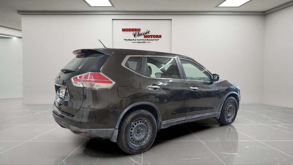 Used 2015 Nissan Rogue S w/ S Family Package FWD image 5