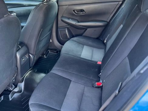 Used 2024 Nissan Sentra SV FWD image 11
