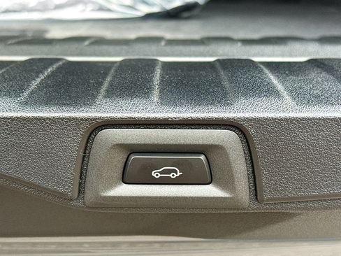 New 2026 BMW X5 sDrive40i RWD image 13