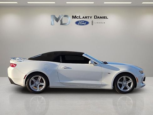 Used 2018 Chevrolet Camaro LT image 6