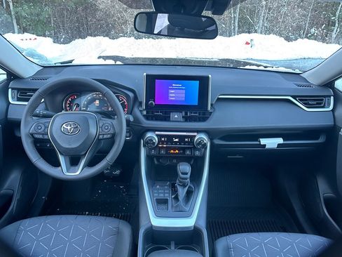 New 2025 Toyota RAV4 XLE w/ Convenience Package image 22