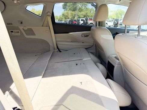 Used 2015 Nissan Murano Platinum w/ Platinum Technology Package image 14