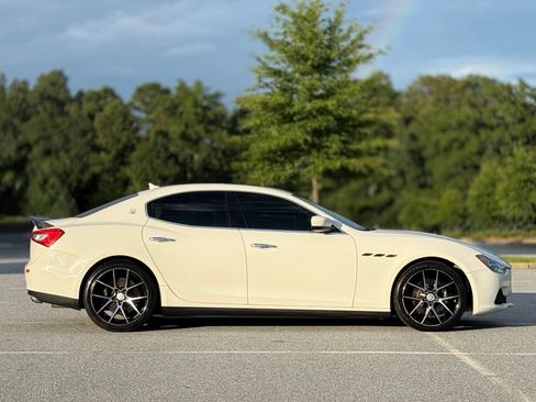 Used 2014 Maserati Ghibli S Q4 AWD/4WD image 12