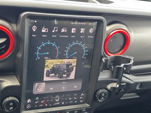 Used 2023 Jeep Wrangler Unlimited Sport AWD/4WD image 20