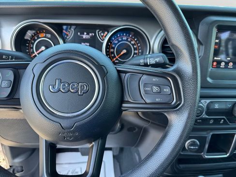 Used 2022 Jeep Wrangler Unlimited Sport image 20