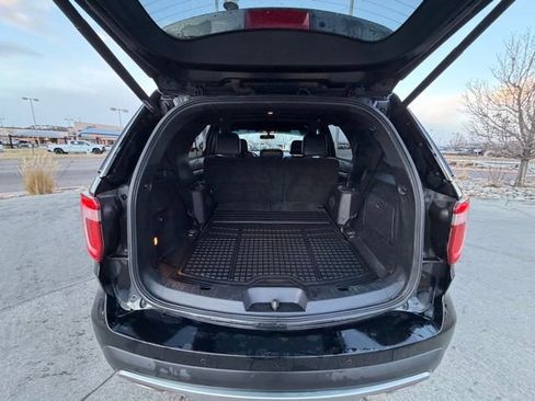 Used 2016 Ford Explorer XLT w/ Equipment Group 202A image 27