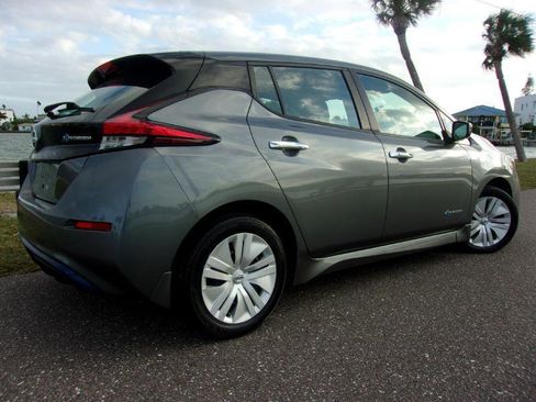 Used 2018 Nissan Leaf S w/ S Charge Package FWD image 18
