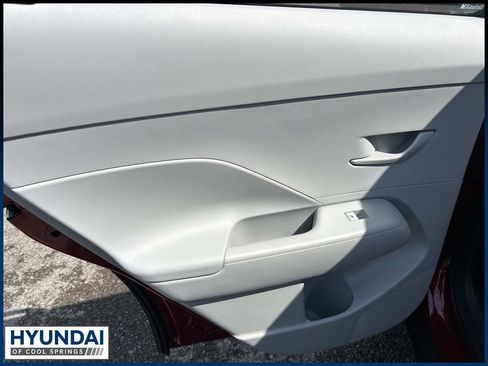 New 2027 Hyundai Kona SE FWD image 20