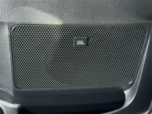 Used 2017 Toyota Tundra Platinum image 12