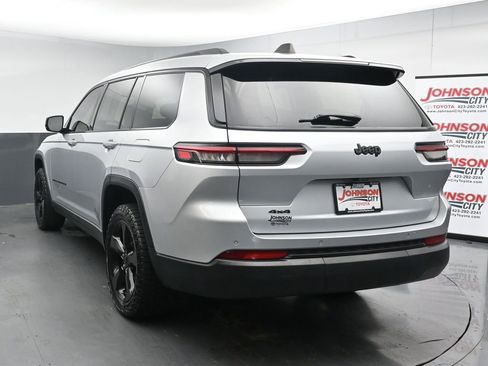 Used 2023 Jeep Grand Cherokee L Laredo AWD/4WD image 6