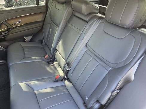 Certified 2024 Land Rover Range Rover Sport SE AWD/4WD image 16