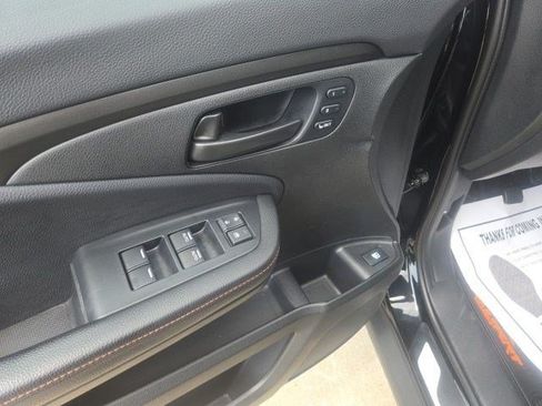 Used 2025 Honda Ridgeline TrailSport image 11