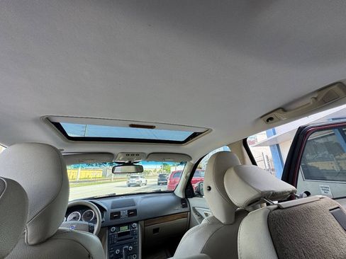Used 2011 Volvo XC90 3.2 FWD image 25