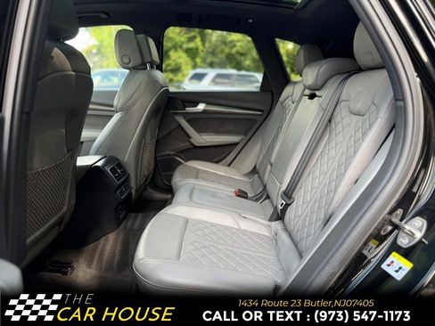 Used 2018 Audi SQ5 Premium Plus w/ S Sport Package AWD/4WD image 19
