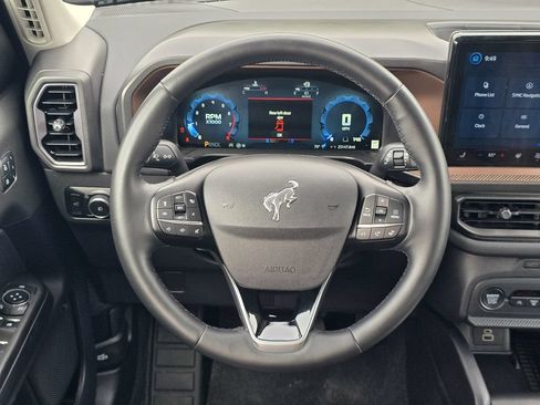 Used 2025 Ford Bronco Sport Outer Banks w/ Outer Banks Tech Package+ AWD/4WD image 15