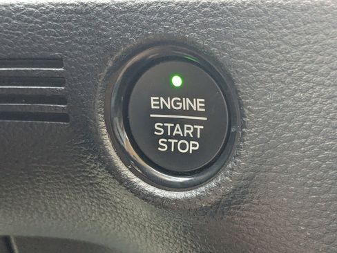 Certified 2019 Ford Ranger Lariat w/ Equipment Group 501A Mid image 24