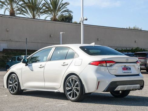 Used 2021 Toyota Corolla SE FWD image 7