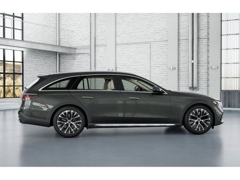 New 2026 Mercedes-Benz E 450 4MATIC All-Terrain Wagon image 17