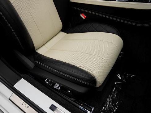 Used 2020 Bentley Continental GT AWD/4WD image 35