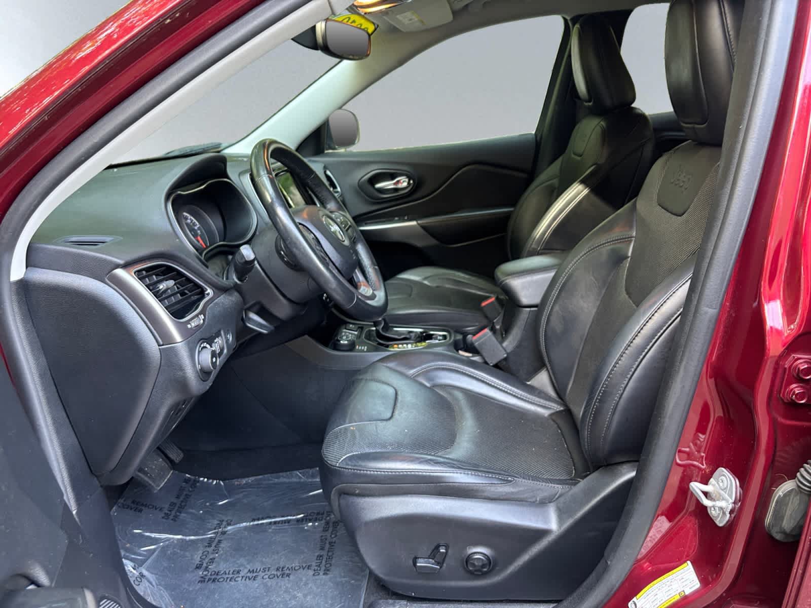Used 2019 Jeep Cherokee Limited AWD/4WD image 11