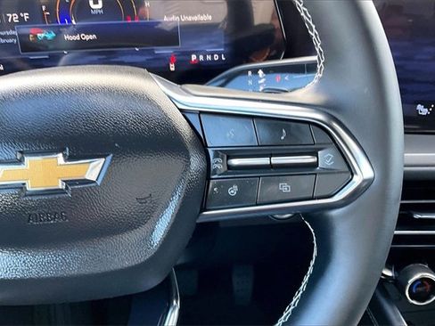 Used 2026 Chevrolet Traverse LT image 19