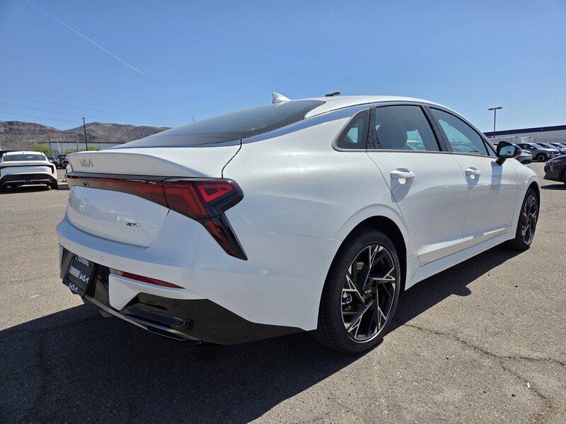 New 2026 Kia K5 GT-Line image 3