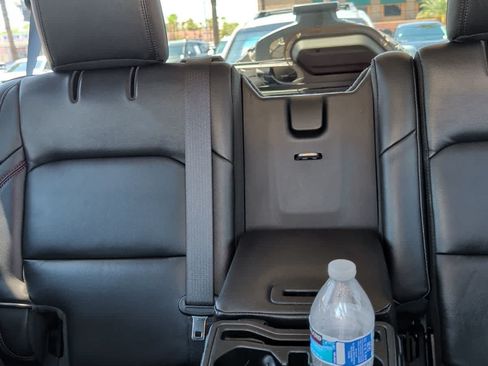 Used 2019 Jeep Wrangler Unlimited Rubicon AWD/4WD image 8
