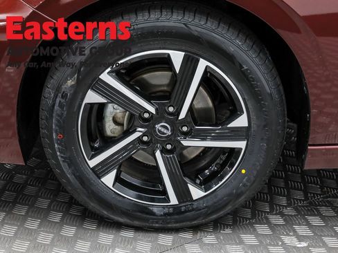 Used 2024 Nissan Sentra SV image 31