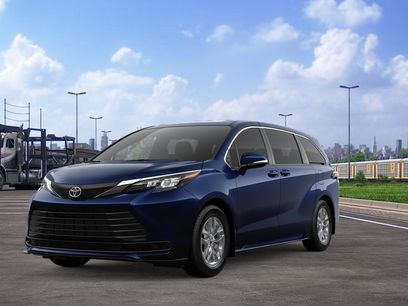 New 2026 Toyota Sienna LE
